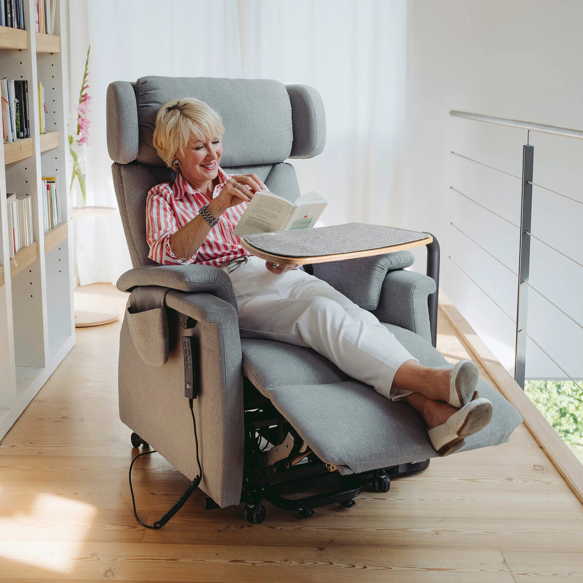 Schwenktisch für Saljol Relax- & Aufstehsessel