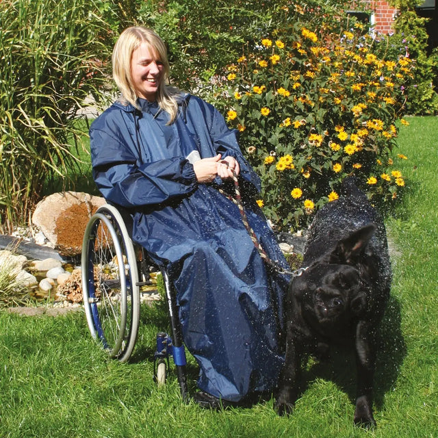 Regencape mit Ärmeln