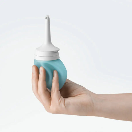 Anwendung des Peristeen Light Katheter mit Wasserbehälter - flexibler Wasserbehälter